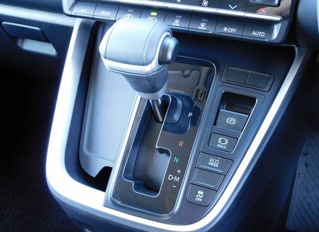 
								TOYOTA NOAH 2024 full									