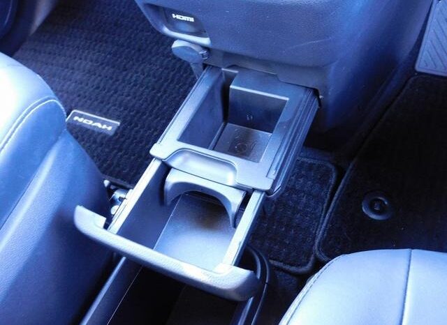 
								TOYOTA NOAH 2024 full									