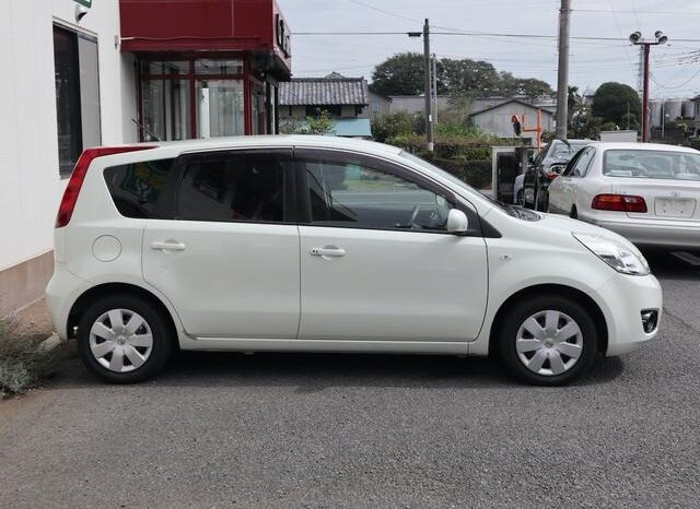 
								NISSAN NOTE 2011 full									