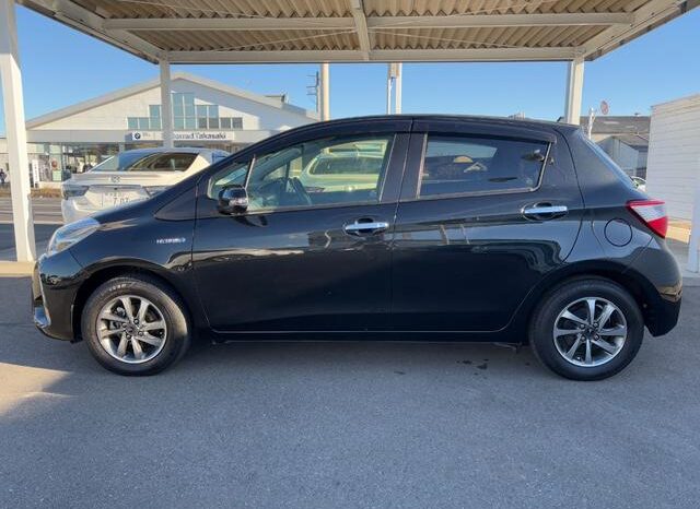 
								TOYOTA VITZ 2020 full									