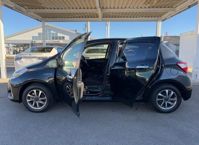 
								TOYOTA VITZ 2020 full									