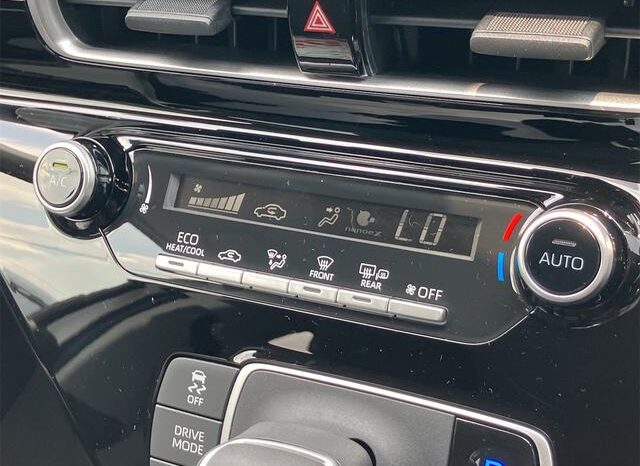 
								TOYOTA AQUA 2025 full									