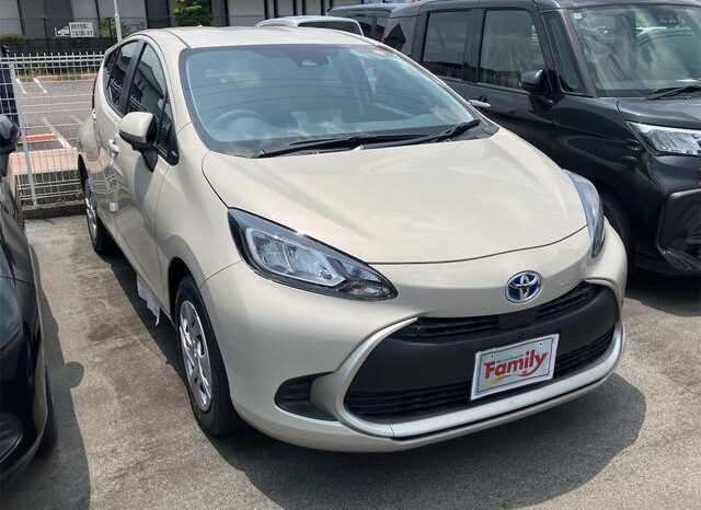 
								TOYOTA AQUA 2025 full									