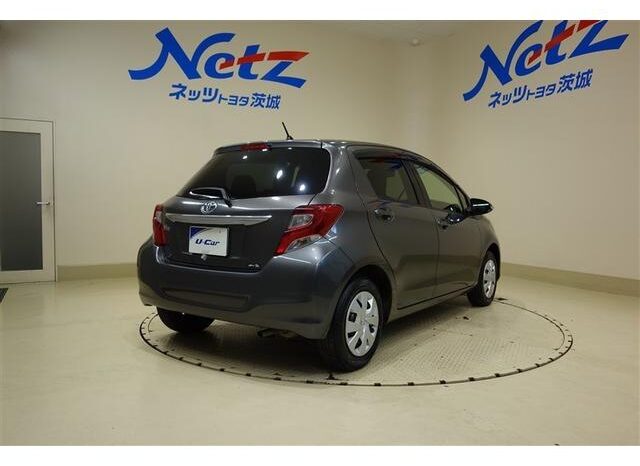 
								TOYOTA VITZ 2014 full									