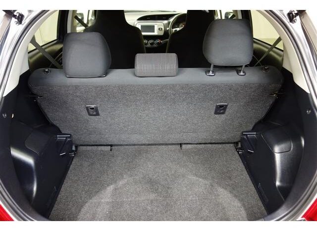 
								TOYOTA VITZ 2014 full									