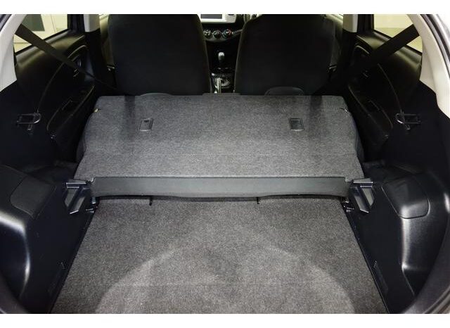 
								TOYOTA VITZ 2014 full									