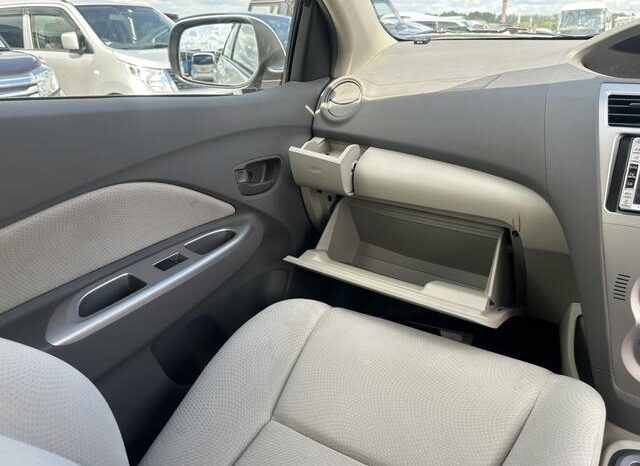 
								TOYOTA BELTA 2011 full									