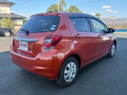 TOYOTA VITZ 2015