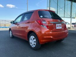 TOYOTA VITZ 2015