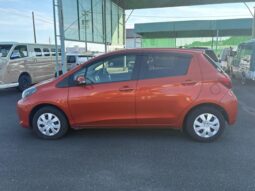 
										TOYOTA VITZ 2015 full									