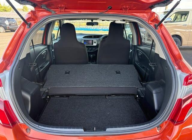 
								TOYOTA VITZ 2015 full									