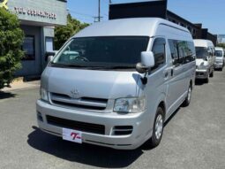 TOYOTA HIACE COMMUTER 2006