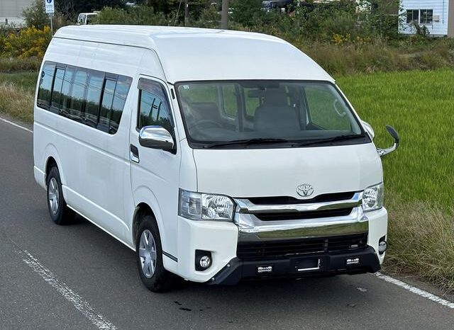 
								TOYOTA HIACE COMMUTER 2006 full									