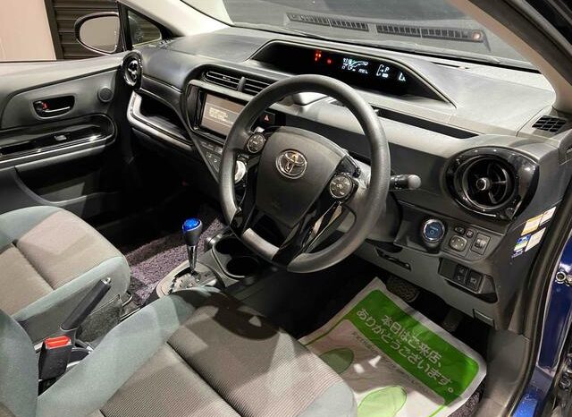 
								TOYOTA AQUA 2017 full									