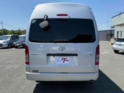 
										TOYOTA HIACE COMMUTER 2006 full									