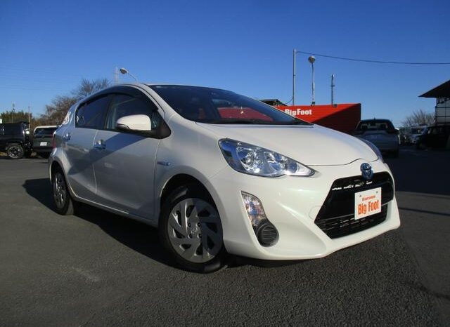 
								TOYOTA AQUA 2017 full									