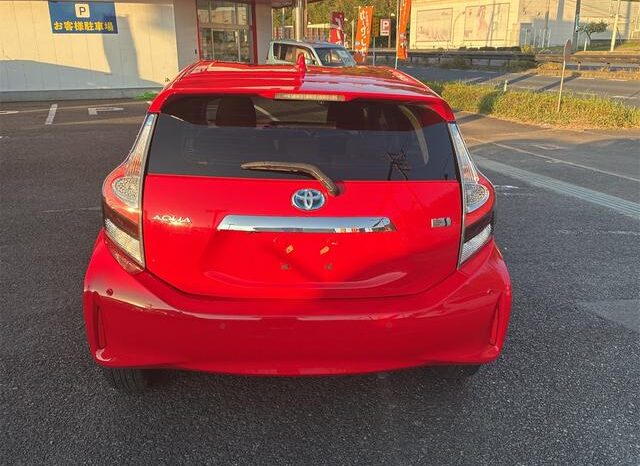 
								TOYOTA AQUA 2021 full									