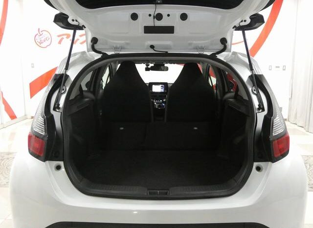 
								TOYOTA AQUA 2023 full									