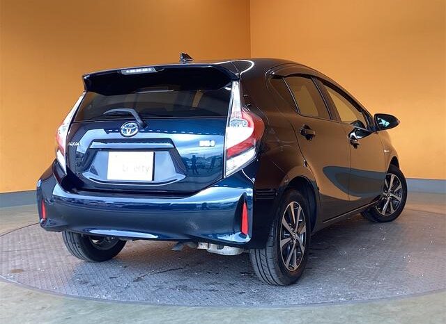 
								TOYOTA AQUA 2017 full									