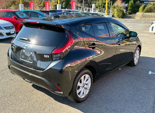 
								TOYOTA AQUA 2021 full									