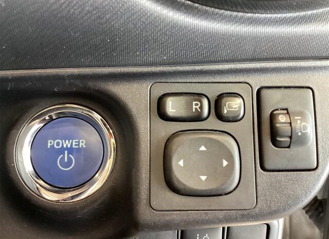 
								TOYOTA AQUA 2018 full									