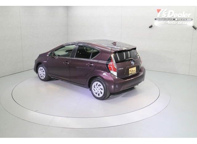 
								TOYOTA AQUA 2016 full									