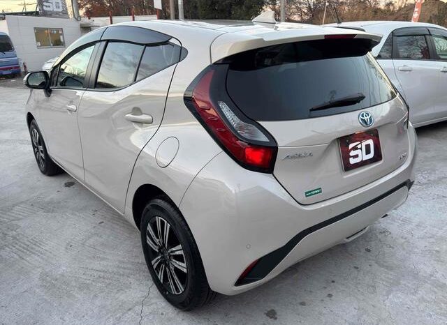 
								TOYOTA AQUA 2023 full									