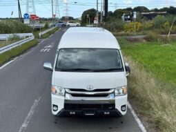 TOYOTA HIACE COMMUTER 2006
