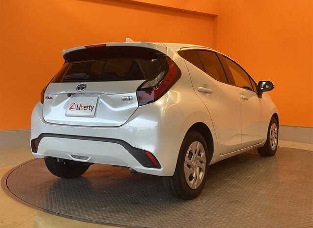 
								TOYOTA AQUA 2021 full									