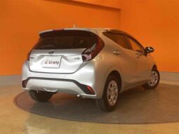 
										TOYOTA AQUA 2022 full									