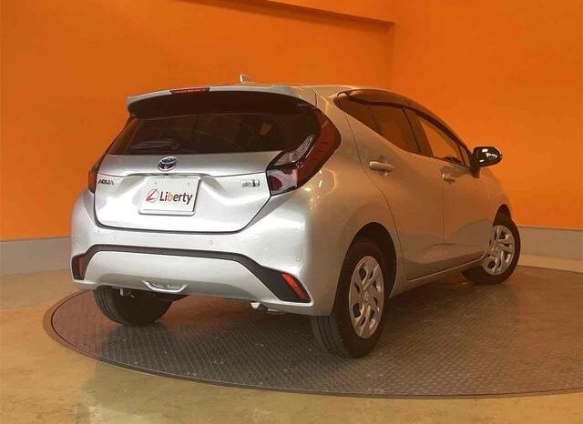 
								TOYOTA AQUA 2022 full									