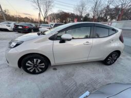 
										TOYOTA AQUA 2023 full									