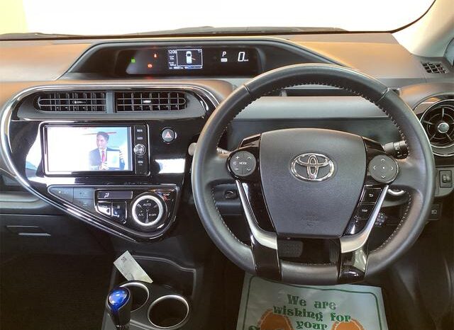 
								TOYOTA AQUA 2017 full									