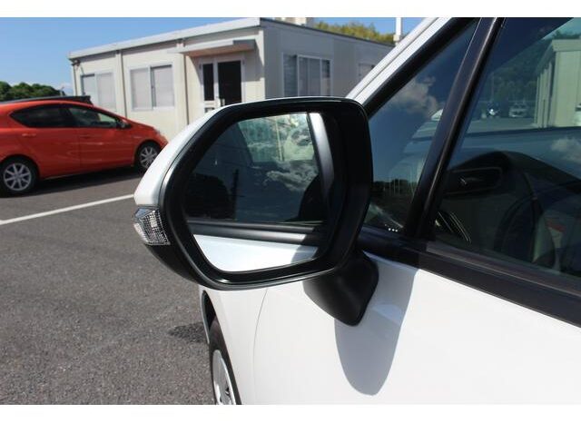 
								TOYOTA AQUA 2022 full									