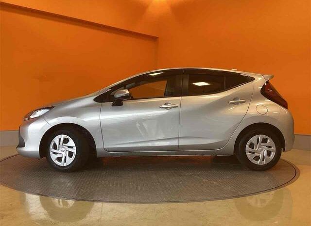 
								TOYOTA AQUA 2022 full									