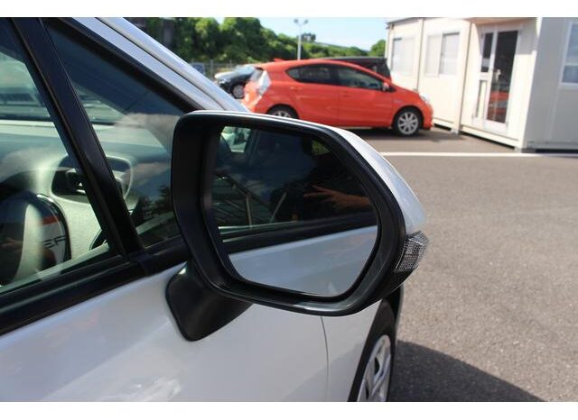 
								TOYOTA AQUA 2022 full									