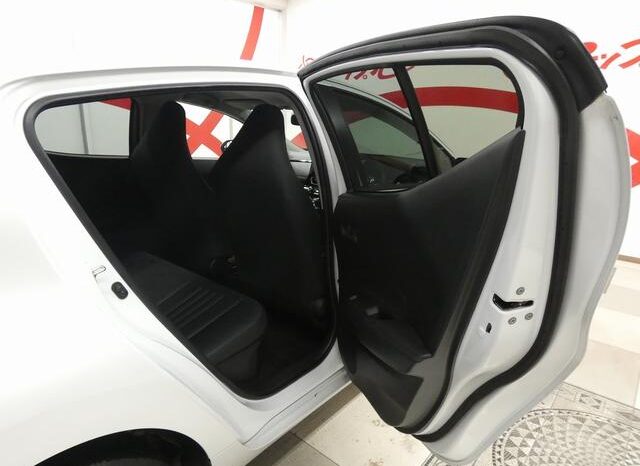 
								TOYOTA AQUA 2023 full									