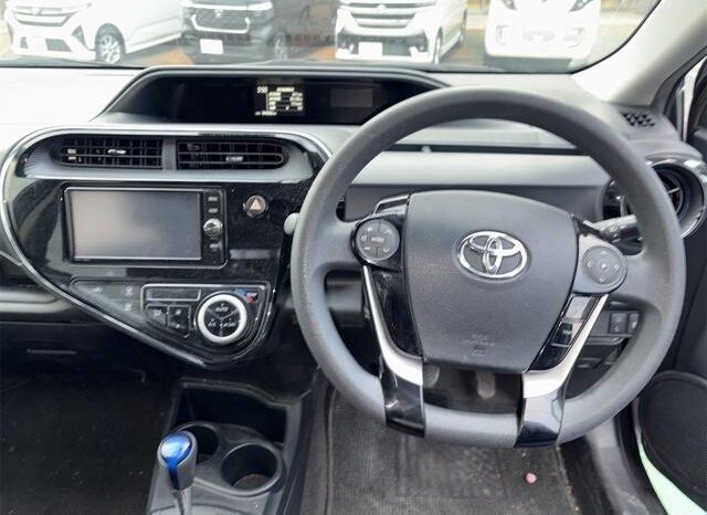 
								TOYOTA AQUA 2017 full									