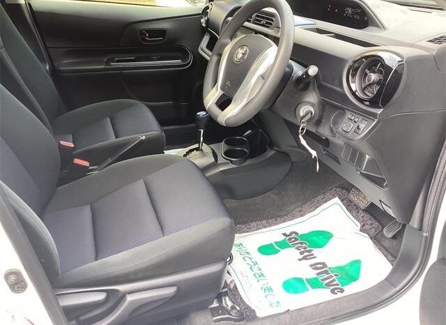 
								TOYOTA AQUA 2016 full									