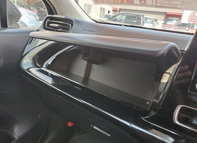 
								TOYOTA AQUA 2022 full									