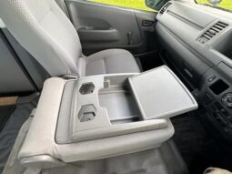 
										TOYOTA HIACE COMMUTER 2006 full									