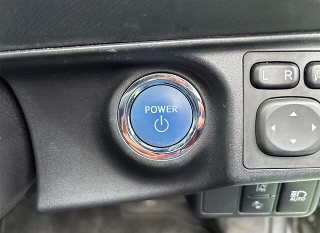 
								TOYOTA AQUA 2017 full									