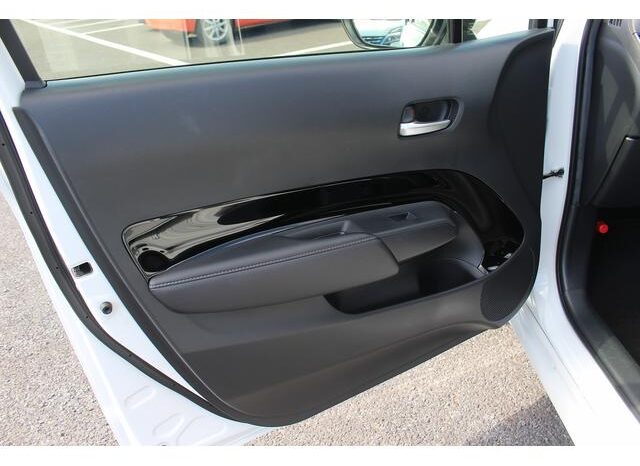 
								TOYOTA AQUA 2022 full									