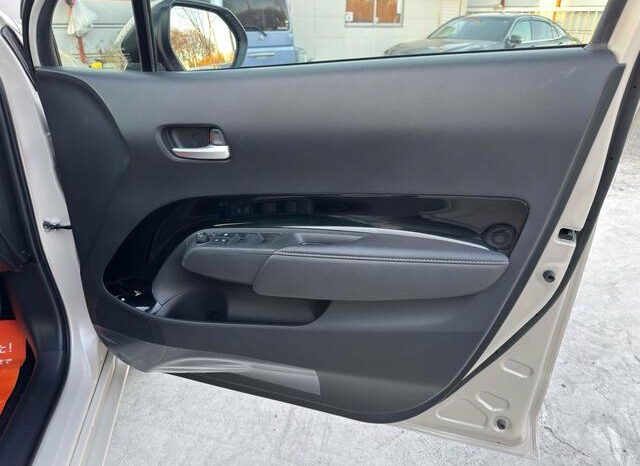 
								TOYOTA AQUA 2023 full									