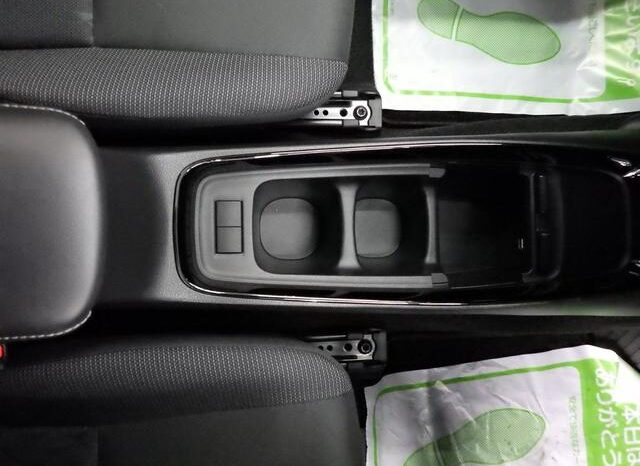 
								TOYOTA AQUA 2023 full									