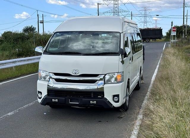 
								TOYOTA HIACE COMMUTER 2006 full									