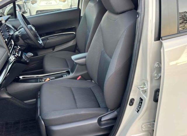 
								TOYOTA AQUA 2023 full									