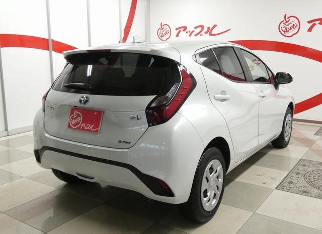 
								TOYOTA AQUA 2023 full									