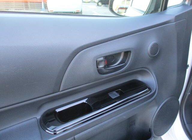 
								TOYOTA AQUA 2017 full									