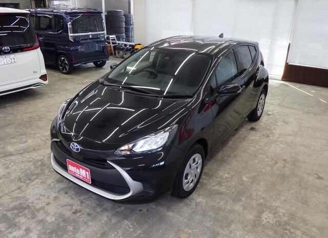 
								TOYOTA AQUA 2023 full									